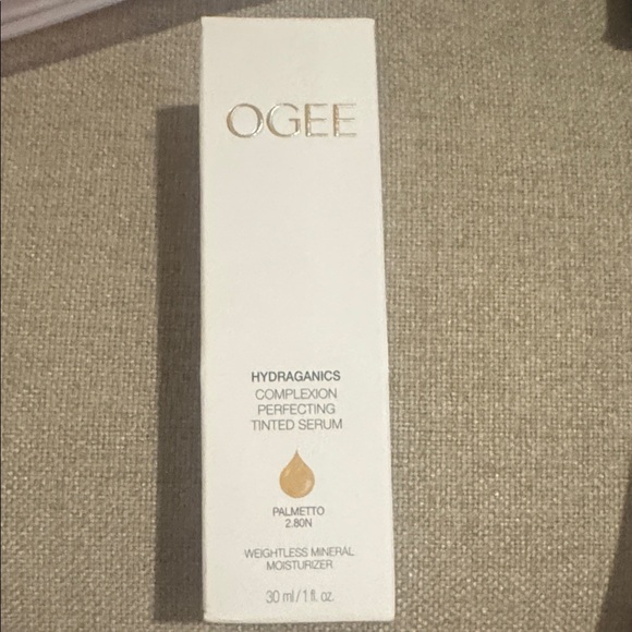 OGEE Hydraganics Tinted Serum - White - Picture 1 of 4